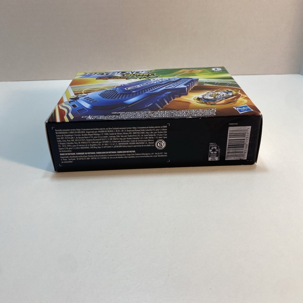 Beyblade Burst QuadDrive Cyclone Fury String Launcher Set Battle Roktavor R7 NEW - Picture 6 of 6